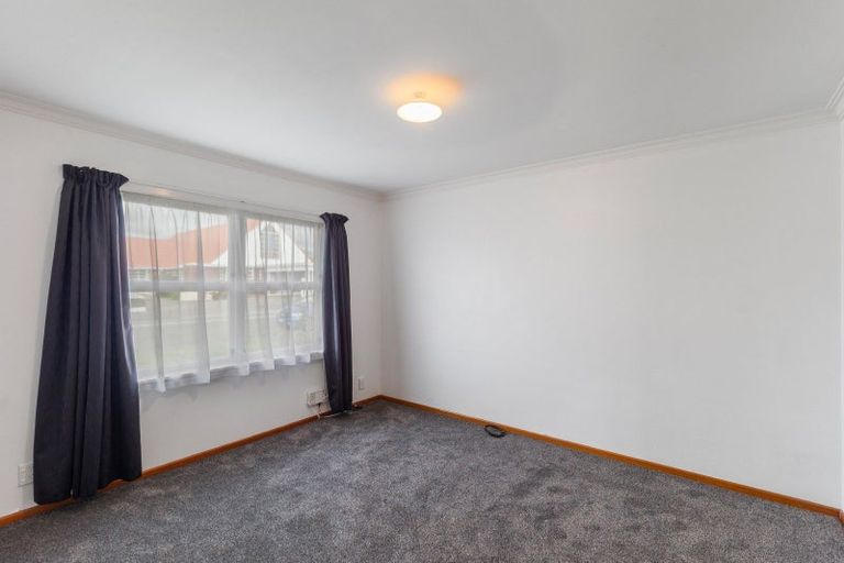 Photo of property in 57 Weraroa Road, Levin, 5510