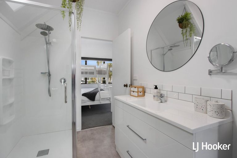 Photo of property in 19 Tatai Road, Bowentown, Katikati, 3177