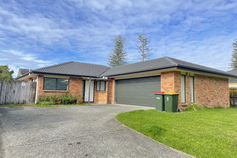 Photo of property in 18 Sheddings Lane, East Tamaki, Auckland, 2016