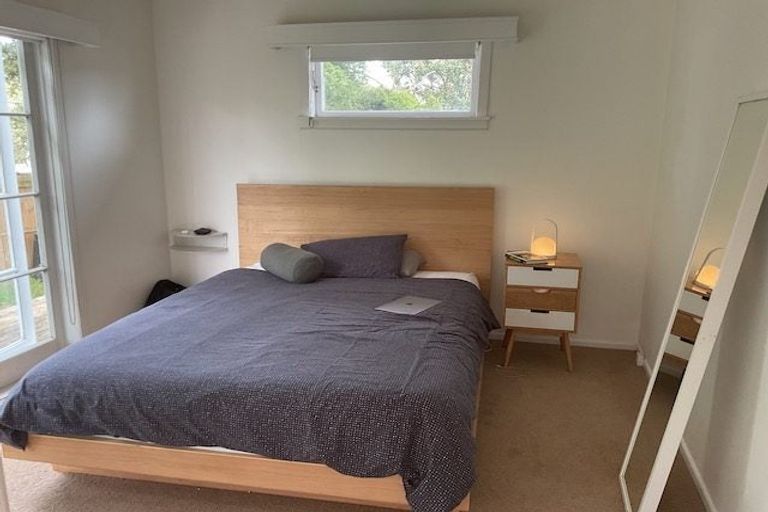 Photo of property in 18 Norman Road, Titirangi, Auckland, 0604