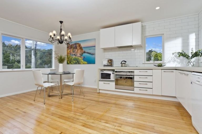 Photo of property in 1/97 Eskdale Road, Birkdale, Auckland, 0626