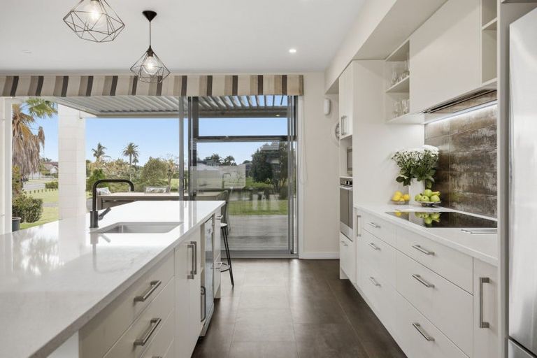 Photo of property in 71 Palm Springs Boulevard, Papamoa Beach, Papamoa, 3118
