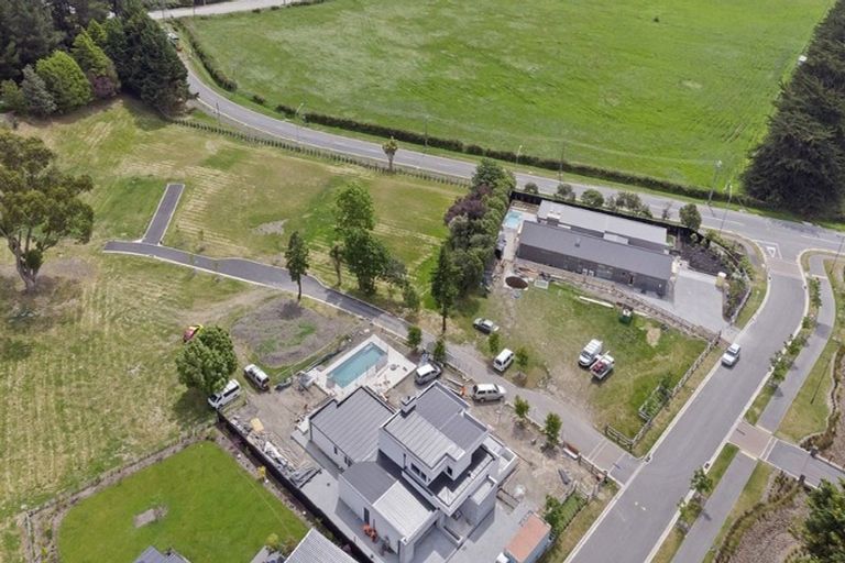 Photo of property in 8 Tui Vale Lane, Halswell, Christchurch, 8025