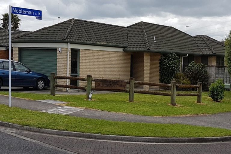 Photo of property in 1 Nobleman Place, Hamilton East, Hamilton, 3216