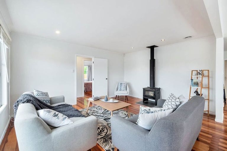 Photo of property in 9c Edwards Avenue, Henderson, Auckland, 0610