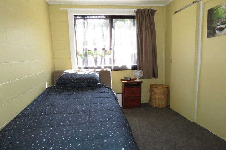 Photo of property in 20 Ramsay Street, Blacks Point, Reefton, 7830