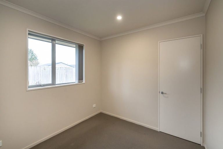 Photo of property in 1 Stanwood Grove, Darfield, 7510