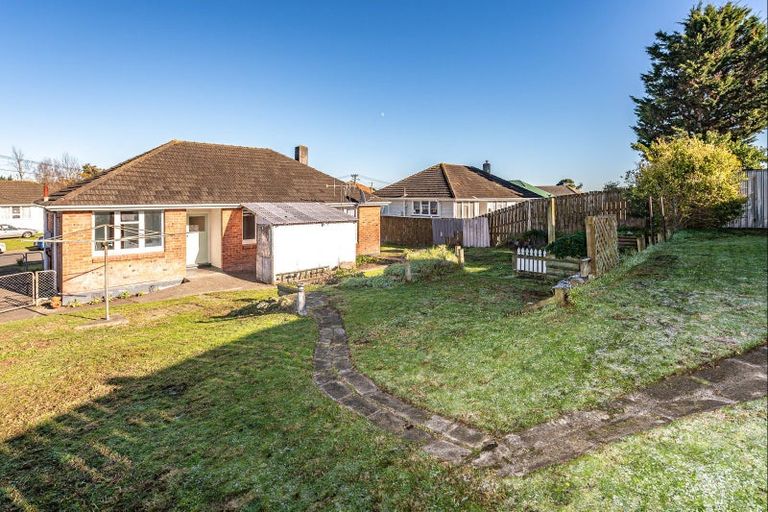 Photo of property in 10 Churchill Crescent, Tawhero, Whanganui, 4501