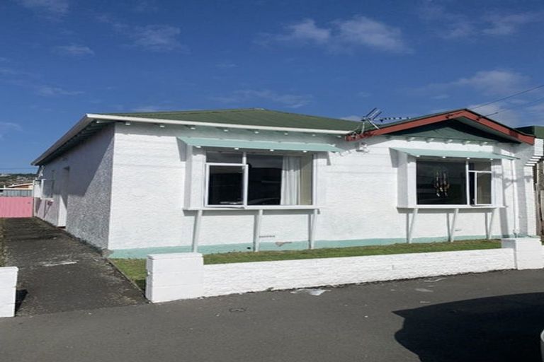 Photo of property in 19 Hall Street, South Dunedin, Dunedin, 9012