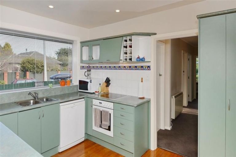 Photo of property in 14 Sevenoaks Drive, Bryndwr, Christchurch, 8053