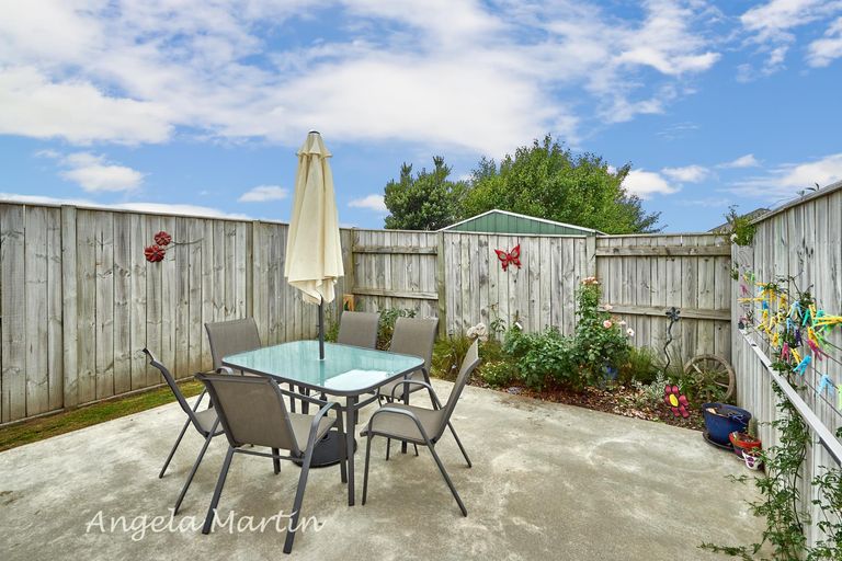 Photo of property in 47a Rosalie Terrace, Kelvin Grove, Palmerston North, 4414