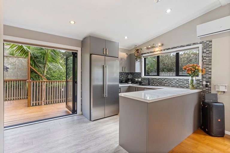 Photo of property in 41 Melba Street, Beach Haven, Auckland, 0626