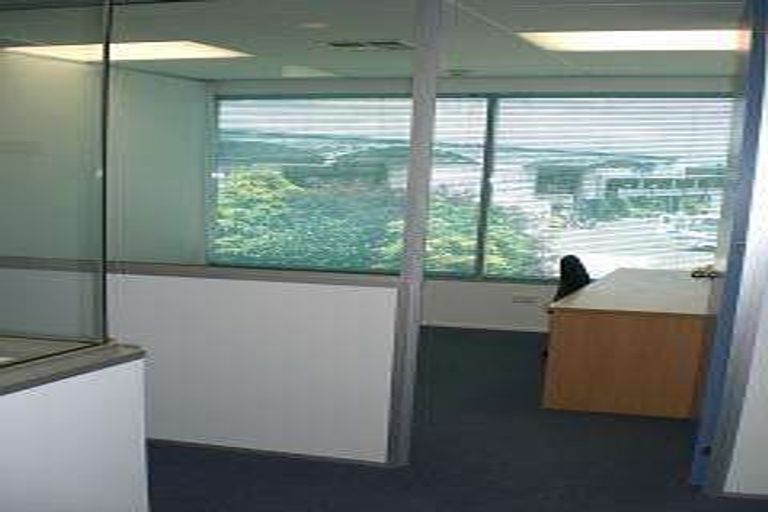 Photo of property in The Grange, 100/92 Bush Road, Albany, Auckland, 0632