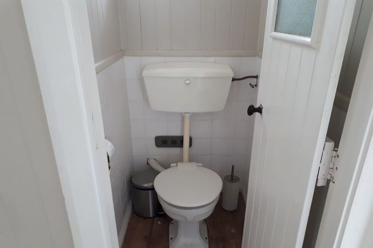 Photo of property in 1/241 Ilam Road, Ilam, Christchurch, 8041