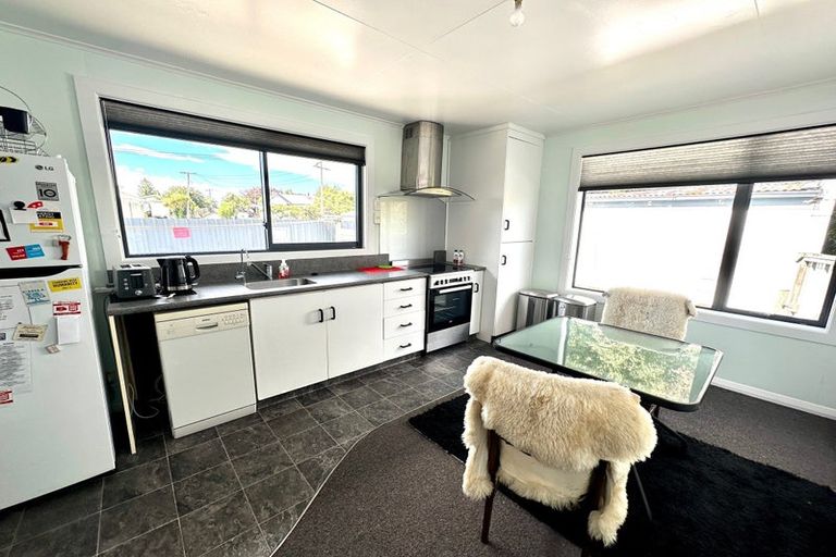 Photo of property in 6 Telfer Street, Balclutha, 9230