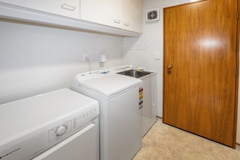 Photo of property in 24 Oceanbeach Road, Mount Maunganui, 3116