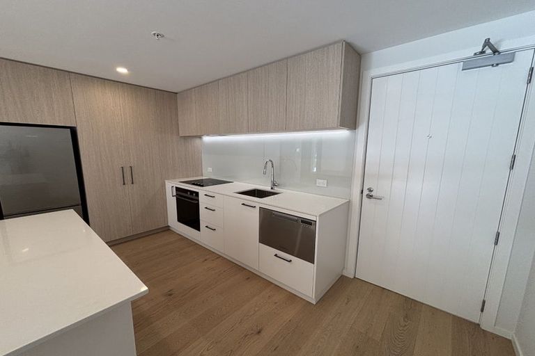 Photo of property in 71 Haven Road, Nelson, 7010