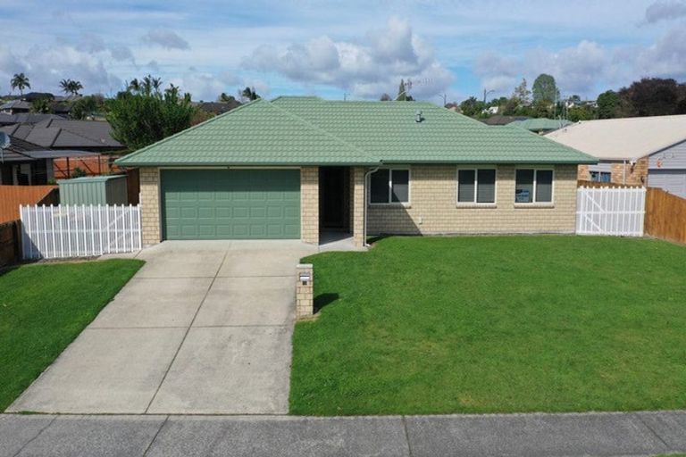 Photo of property in 10 Cannell Farm Drive, Te Puke, 3119