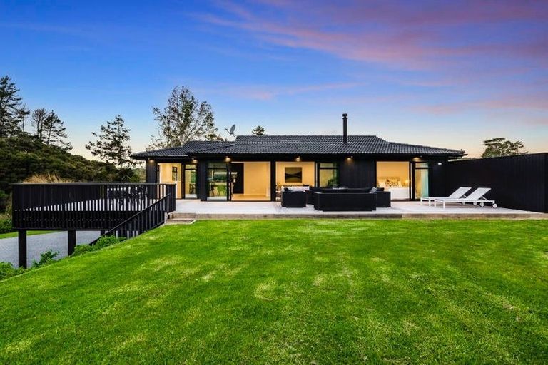 Photo of property in 47 Haigh Access Road, Redvale, Albany, 0794