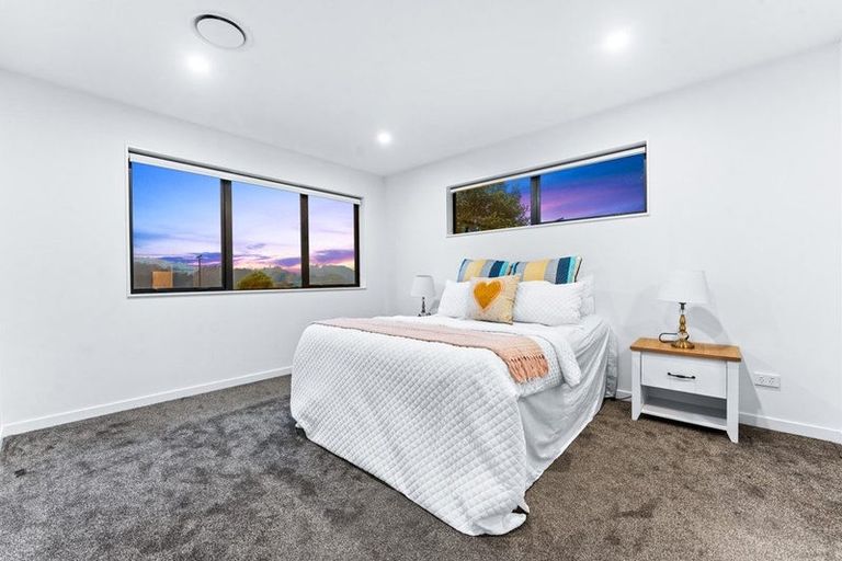 Photo of property in 25 Henriette Place, Totara Park, Auckland, 2105