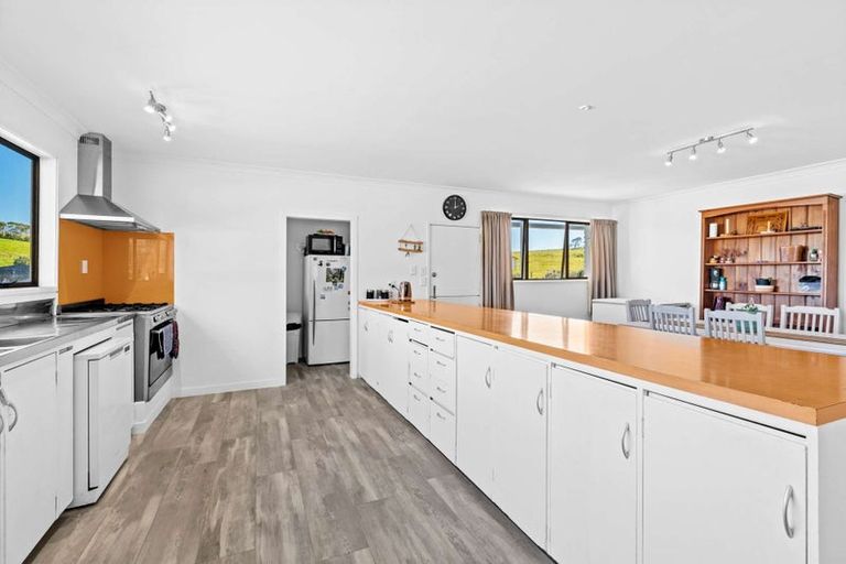 Photo of property in 3135 Kaipara Coast Highway, Glorit, Warkworth, 0984