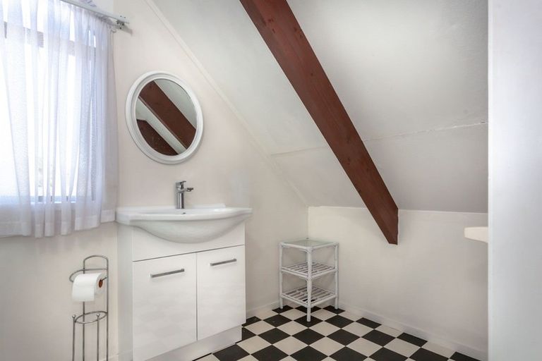 Photo of property in 1 Manaia Road, Tairua, 3508