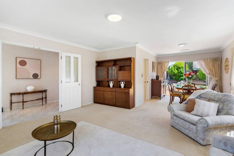 Photo of property in 10 Yarlside Place, Northpark, Auckland, 2013