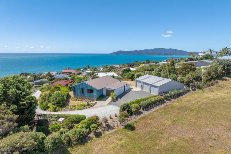 Photo of property in 39 Seaview Road, Cable Bay, 0420