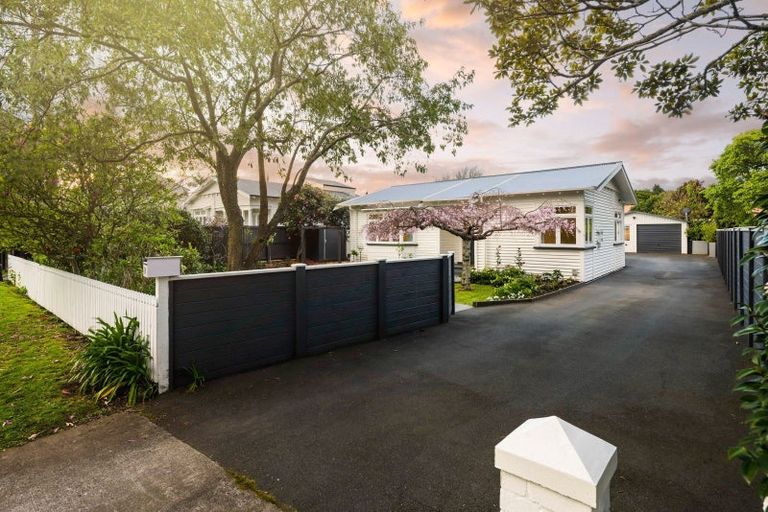 Photo of property in 74 Princes Street, Cambridge, 3434