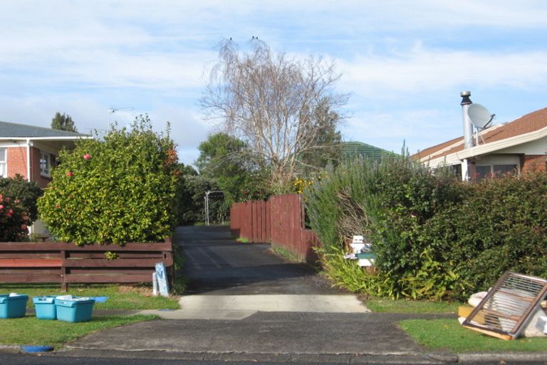 Photo of property in 1/14 South Street, Papakura, 2110