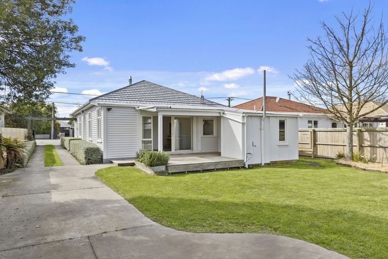 Photo of property in 251 Selwyn Street, Spreydon, Christchurch, 8024