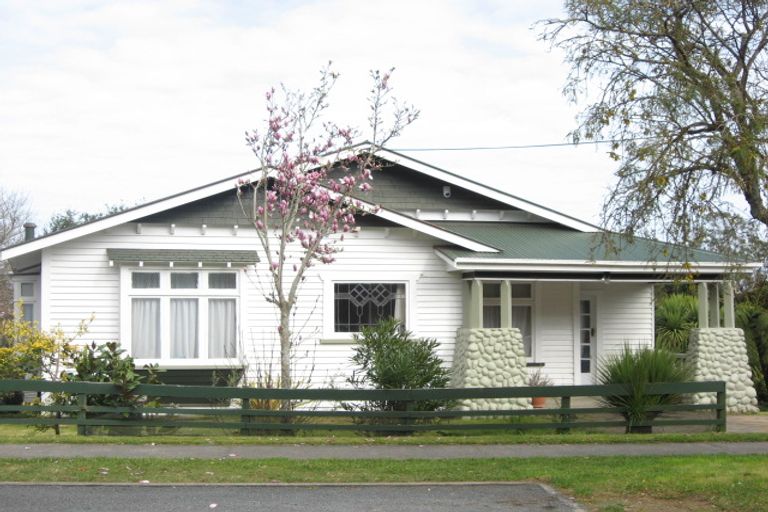 Photo of property in 46 Victoria Road, New Plymouth, 4310