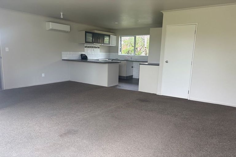 Photo of property in 18a Kapiti Crescent, Titahi Bay, Porirua, 5022