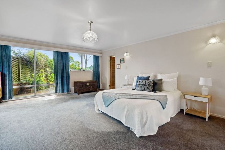 Photo of property in 134 Miromiro Road, Normandale, Lower Hutt, 5010