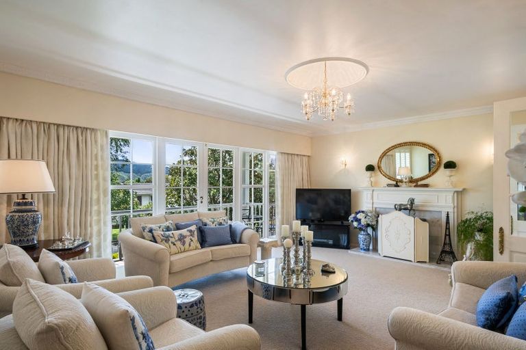 Photo of property in 61 Sunbrae Drive, Silverstream, Upper Hutt, 5019