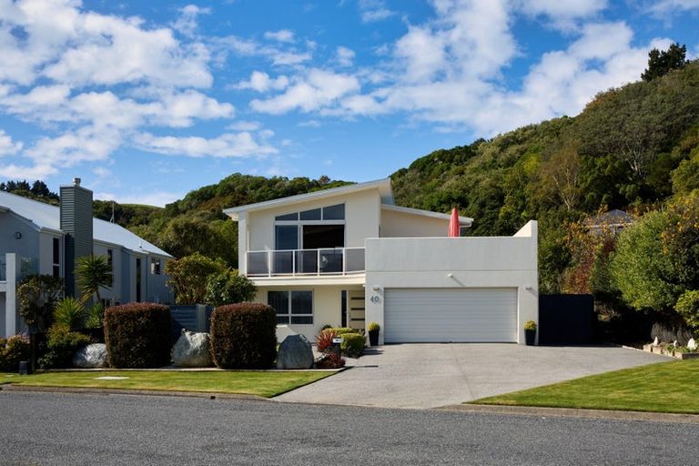 Photo of property in 40 Kotuku Road, South Bay, Kaikoura, 7300