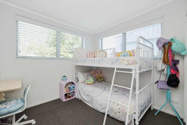 Photo of property in 31 Reynolds Place, Papamoa Beach, Papamoa, 3118