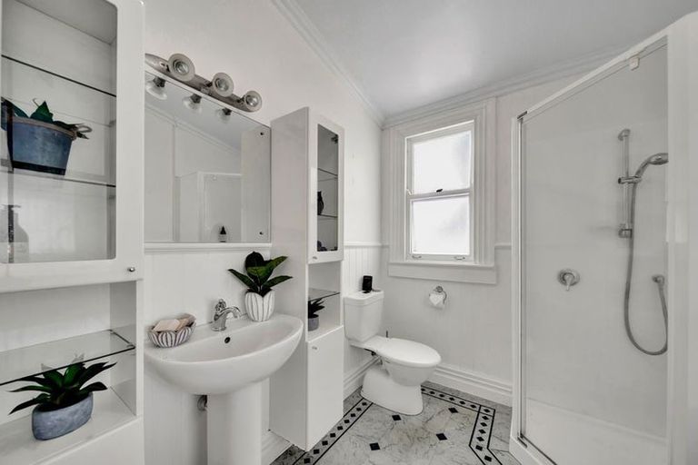 Photo of property in 47 Doralto Road, Frankleigh Park, New Plymouth, 4310