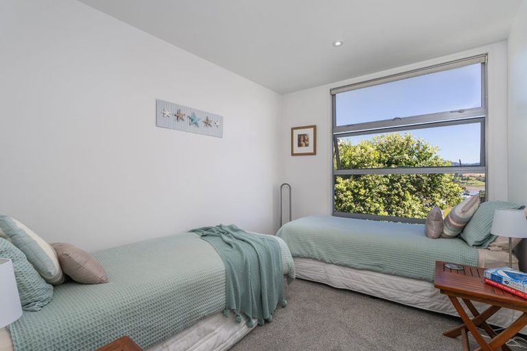 Photo of property in 18 Pine Grove, Tairua, 3508