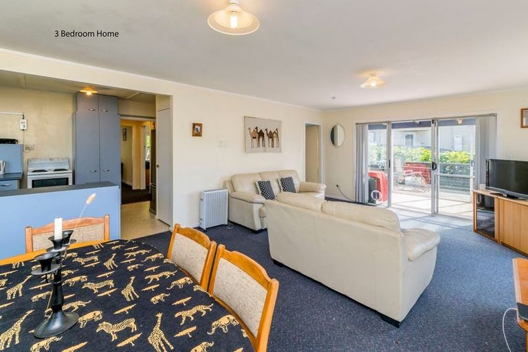 Photo of property in 78 Seaview Road, Paraparaumu Beach, Paraparaumu, 5032
