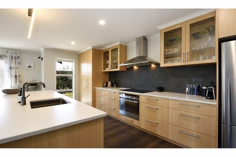 Photo of property in 27 Daelyn Drive, Richmond, 7020