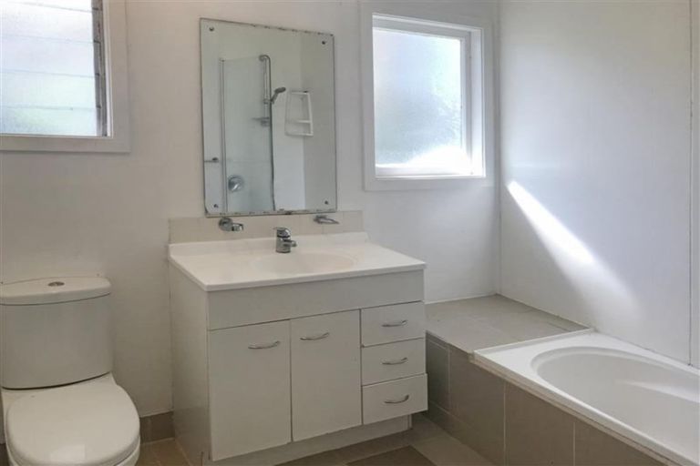 Photo of property in 11 Surrey Street, Manurewa, Auckland, 2102