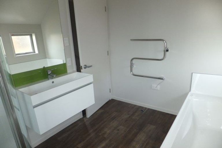 Photo of property in 48a Brockworth Place, Riccarton, Christchurch, 8011