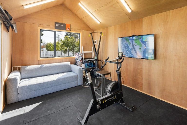 Photo of property in 114 Victoria Street, Cambridge, 3434