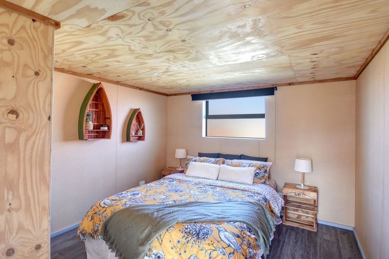 Photo of property in 125 Moturata Road, Taieri Beach, Taieri Mouth, 9091