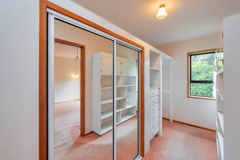 Photo of property in 2/30 Manly Esplanade, Browns Bay, Auckland, 0630