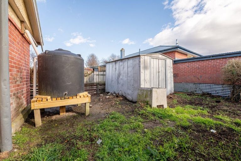 Photo of property in 20 Rhodes Street, Waimate, 7924