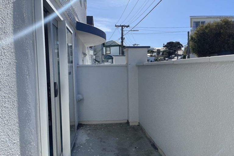 Photo of property in 1/15 Hawker Street, Mount Victoria, Wellington, 6011