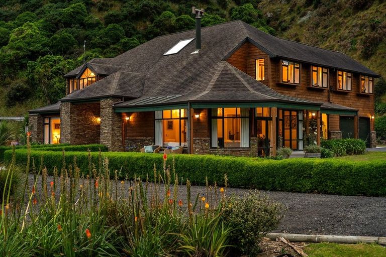 Photo of property in 751 Takarau Gorge Road, Makara, Karori, 6972