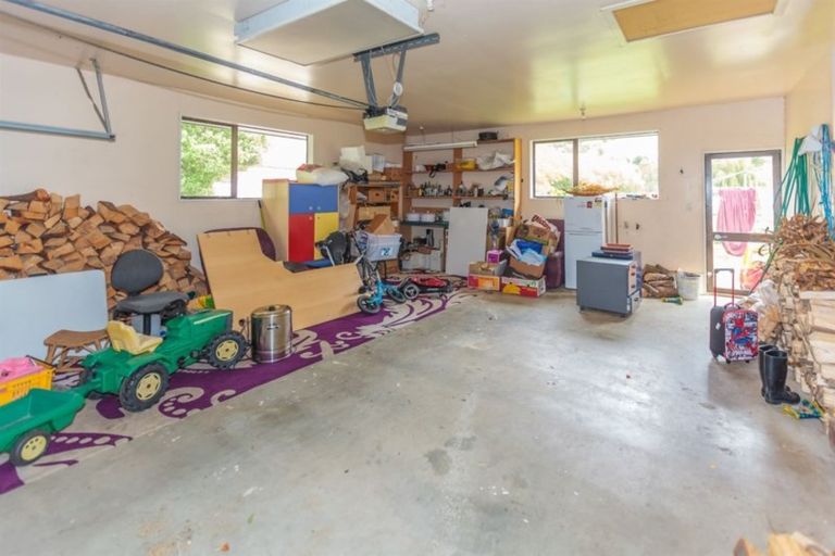 Photo of property in 4217 Christchurch Akaroa Road, Little River, 7591